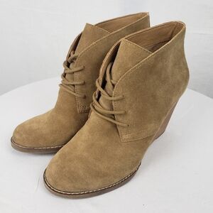 Lucky Brand Yamene Tan Suede Wedged Tie Up Booties Sz 7